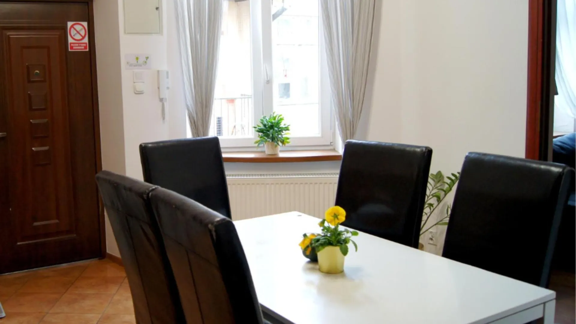 Cozy Old Town Apartments Cracovia Polonia