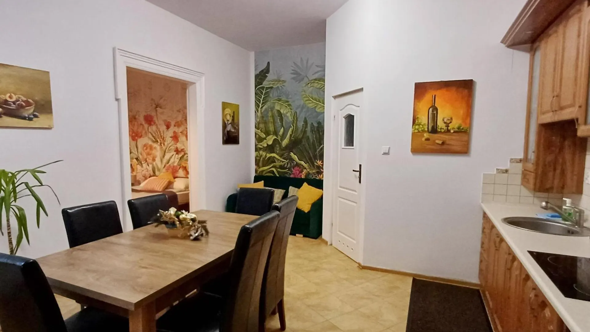 Cozy Old Town Apartments Cracovia Polonia