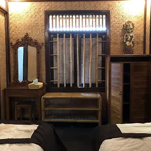 1bd In Family Compound1, 15 Minute Walk To Yoga Barn Homestay Ubud (Bali)