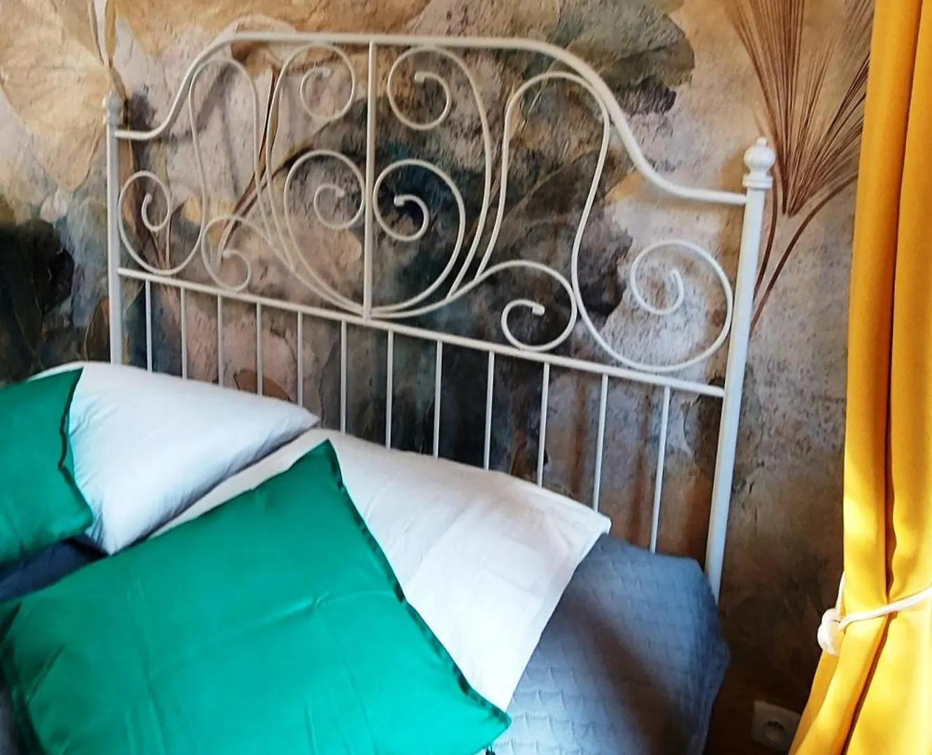 Cozy Old Town Apartments Krakow Poland